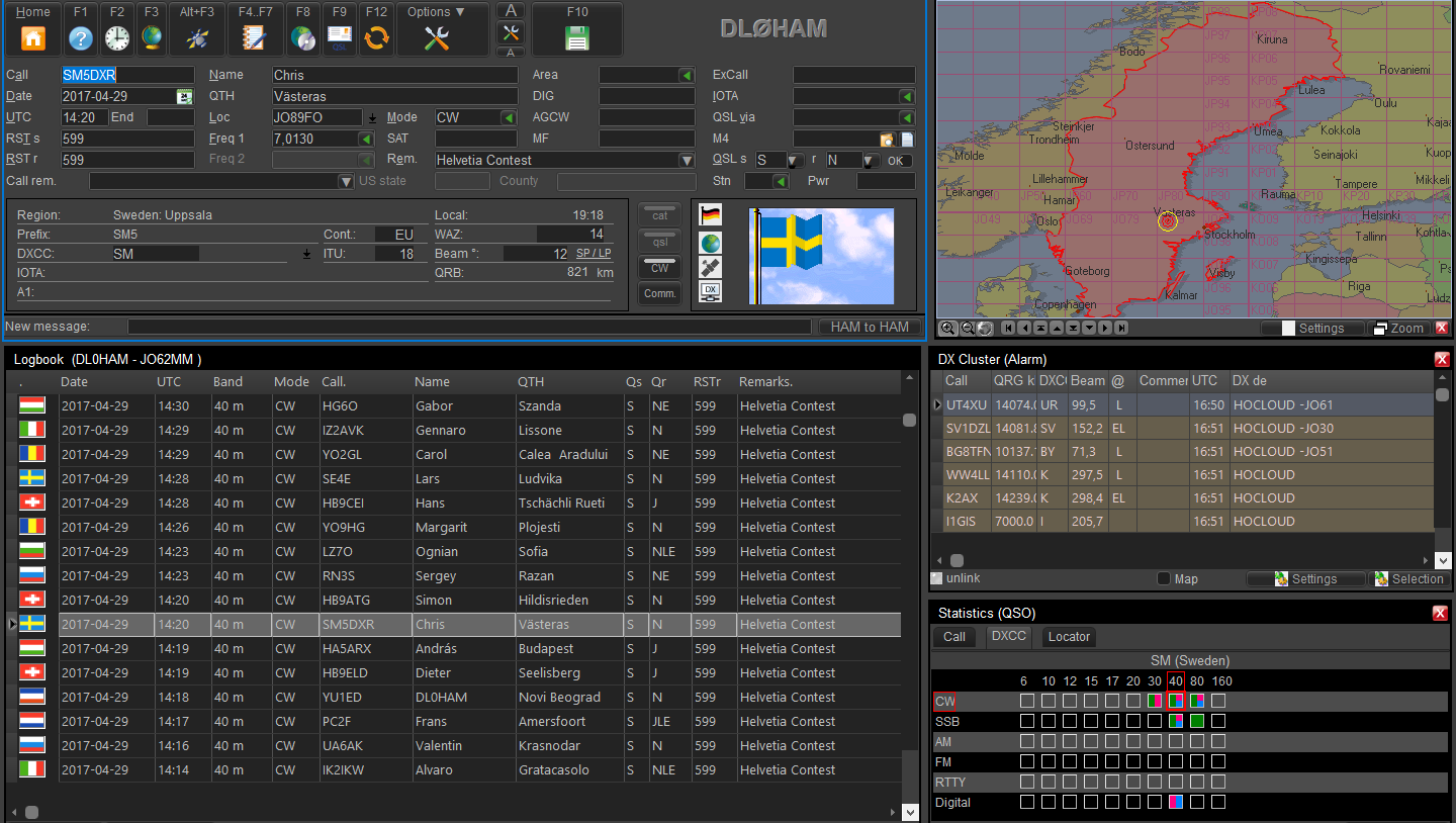 QSO window in night-mode hamoffice my logbook